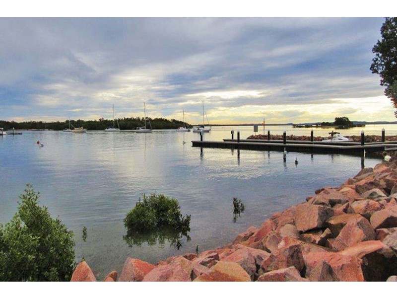 19 Ash Street, Soldiers Point NSW 2317