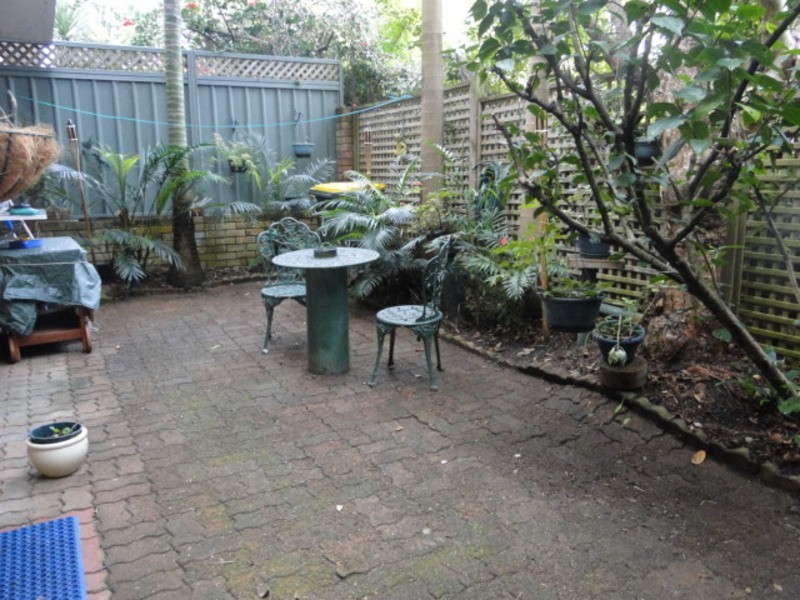 6/4-6 Messines Street ‘Pines’, Shoal Bay NSW 2315