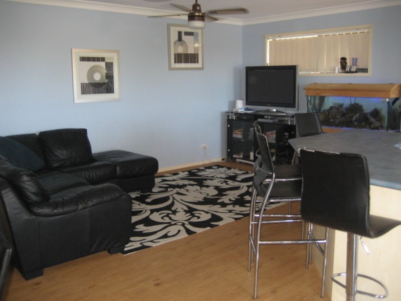 2/16 Bentham Place, Anna Bay NSW 2316