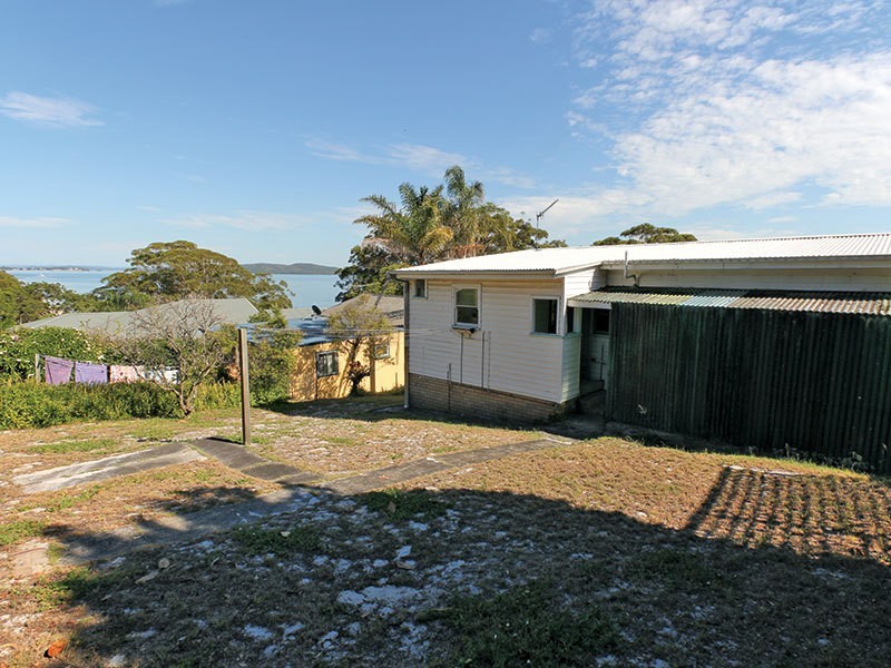 39 Gloucester Street, Nelson Bay NSW 2315