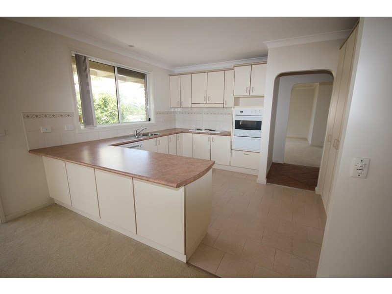 16 Grandview Close, Soldiers Point NSW 2317