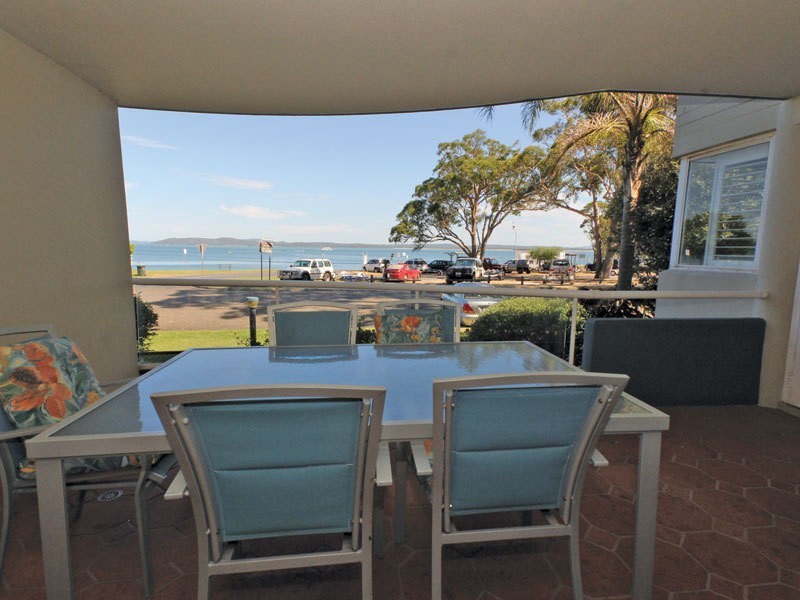 4/11 Columbia Close, Nelson Bay NSW 2315