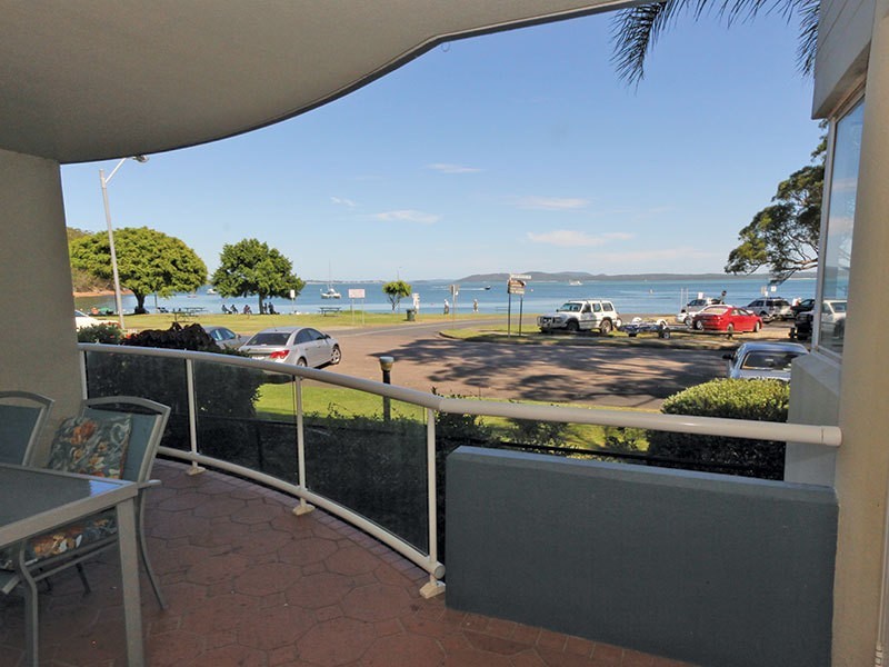 4/11 Columbia Close, Nelson Bay NSW 2315
