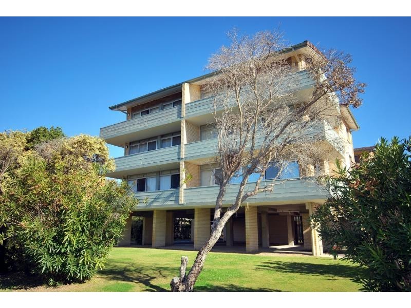 8 The Helm /22 Voyager Close, Nelson Bay NSW 2315