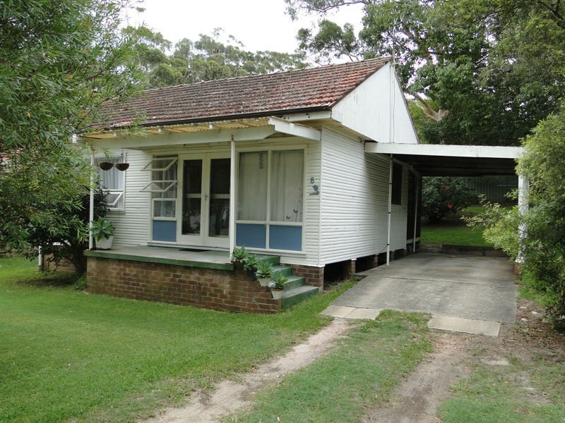 8 Hough Street, Nelson Bay NSW 2315
