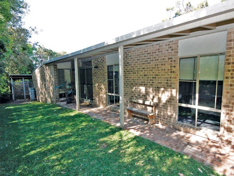 2 Tareebin Road, Nelson Bay NSW 2315