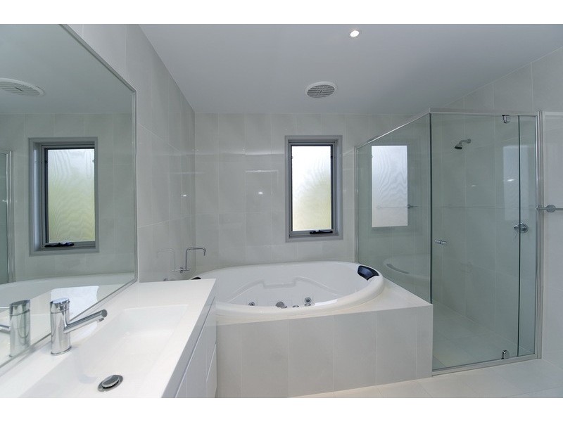 1/34 Tareebin Road, Nelson Bay NSW 2315