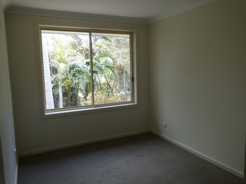 2/40 Yachtsman Crescent, Salamander Bay NSW 2317