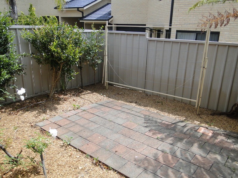 2/40 Yachtsman Crescent, Salamander Bay NSW 2317