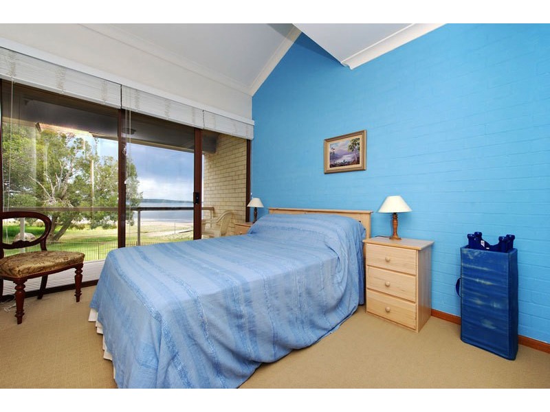 2/4 Cromarty Road, Soldiers Point NSW 2317