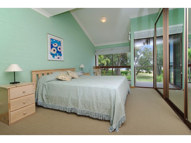 2/4 Cromarty Road, Soldiers Point NSW 2317
