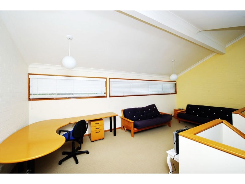 2/4 Cromarty Road, Soldiers Point NSW 2317