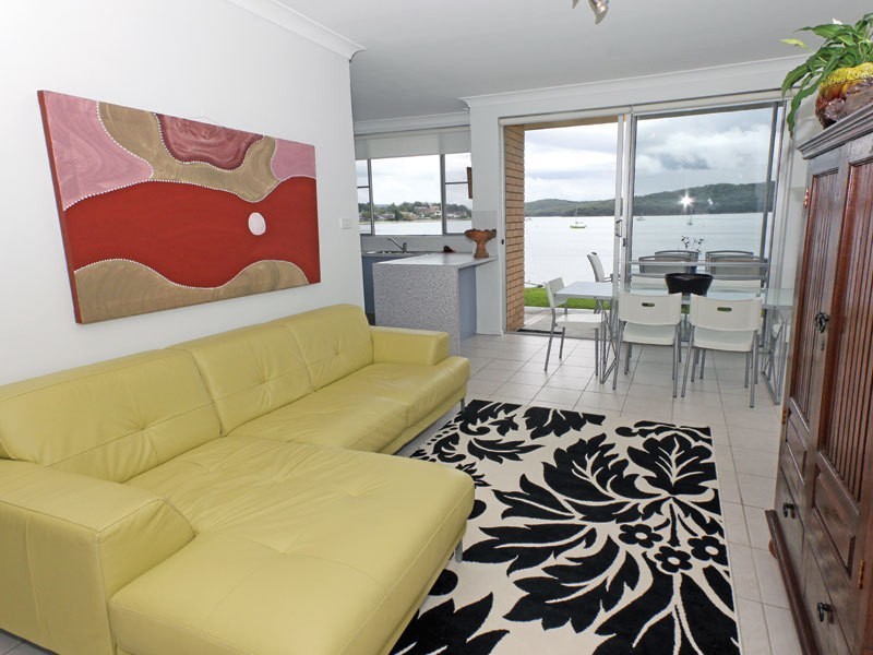 8/105 Soldiers Point Road, Soldiers Point NSW 2317