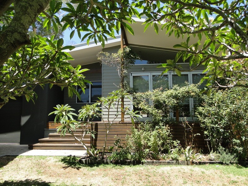 35 Christmas Bush Avenue, Nelson Bay NSW 2315