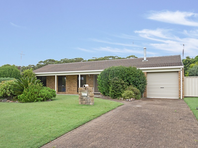 31 Shoreline Drive, Fingal Bay NSW 2315
