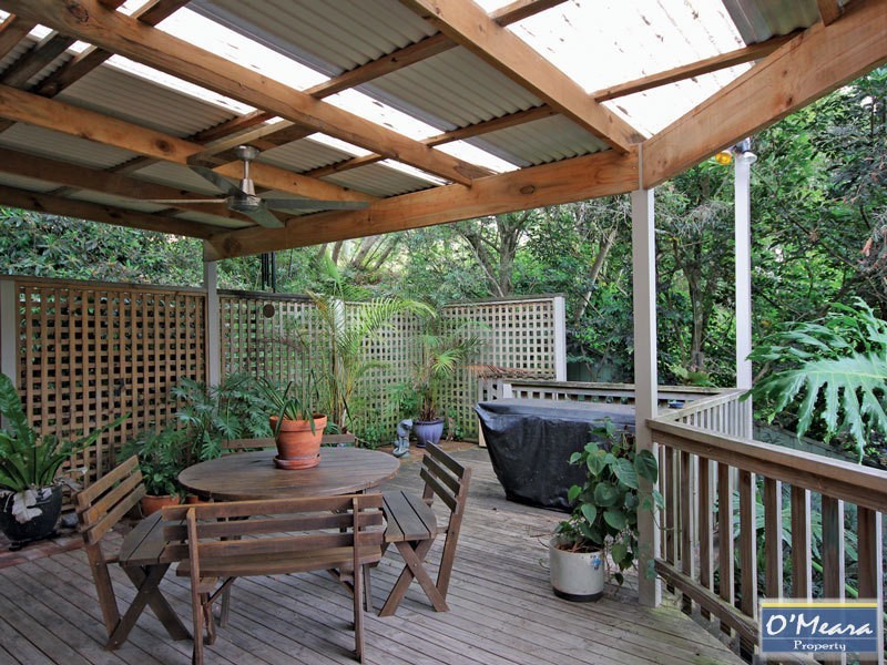 2 Tareebin Road, Nelson Bay NSW 2315