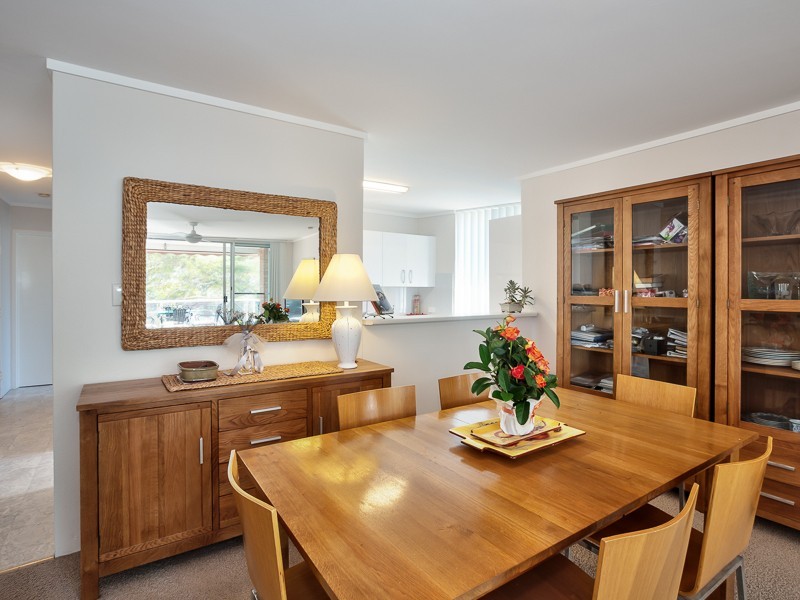 11/2 Thurlow Avenue, Nelson Bay NSW 2315
