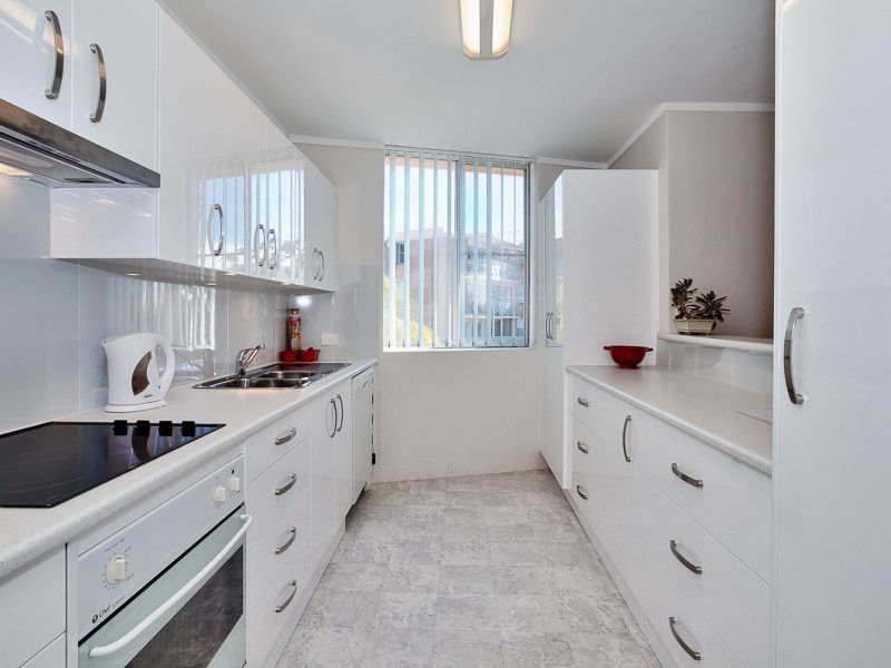 11/2 Thurlow Avenue, Nelson Bay NSW 2315