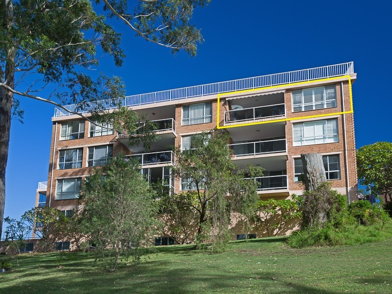 11/2 Thurlow Avenue, Nelson Bay NSW 2315