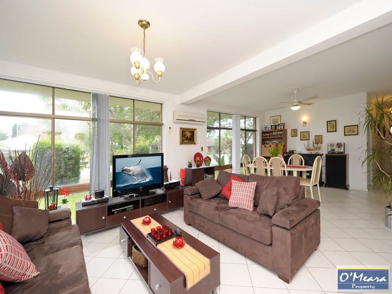 1/1 Kurrawa Close, Nelson Bay NSW 2315