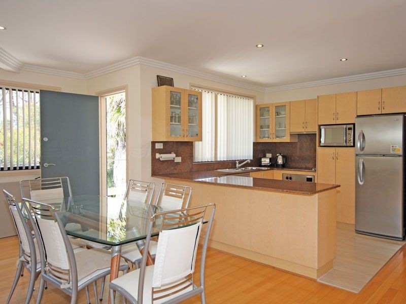 6 Dixon Drive, Nelson Bay NSW 2315