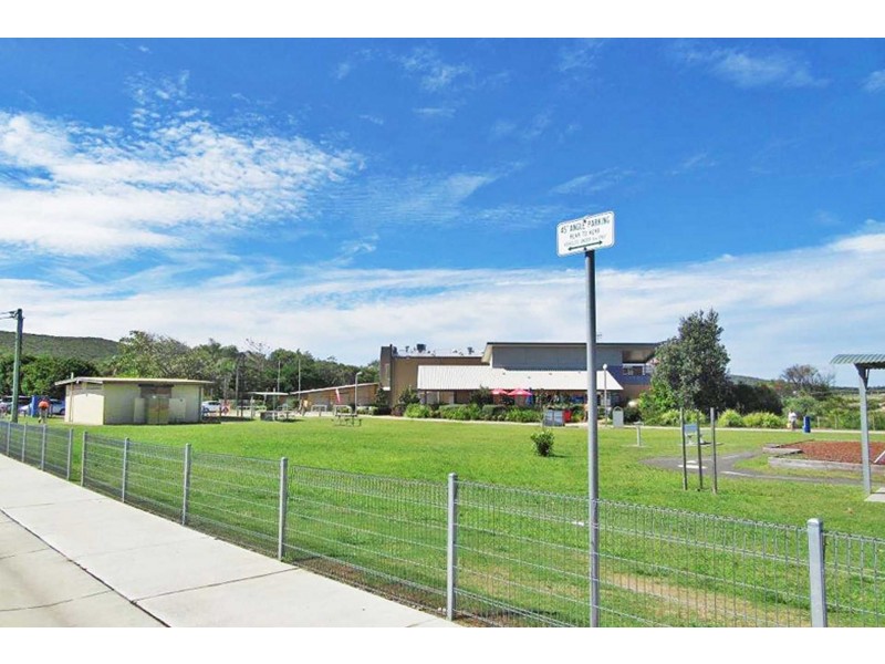 2/43 Shoreline Drive, Fingal Bay NSW 2315