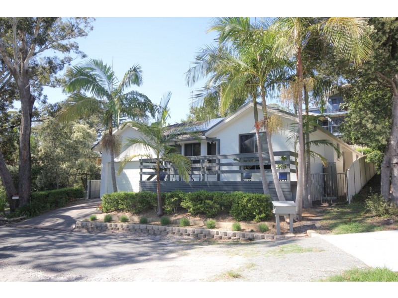 9 Thompson Place, Nelson Bay NSW 2315