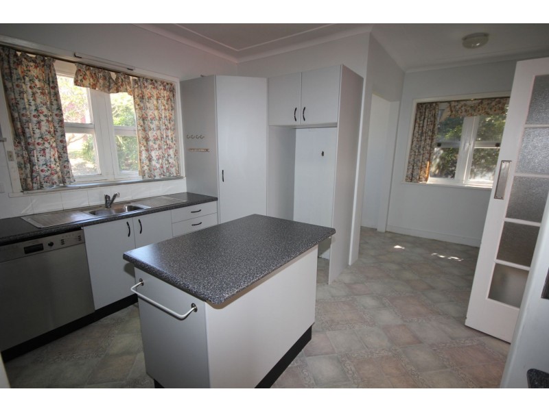 10 Thurlow Avenue, Nelson Bay NSW 2315