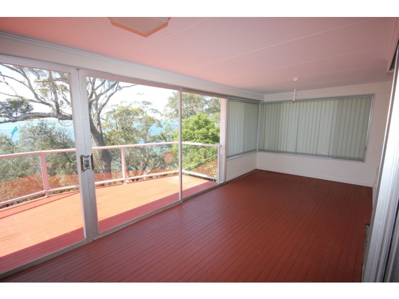 10 Thurlow Avenue, Nelson Bay NSW 2315