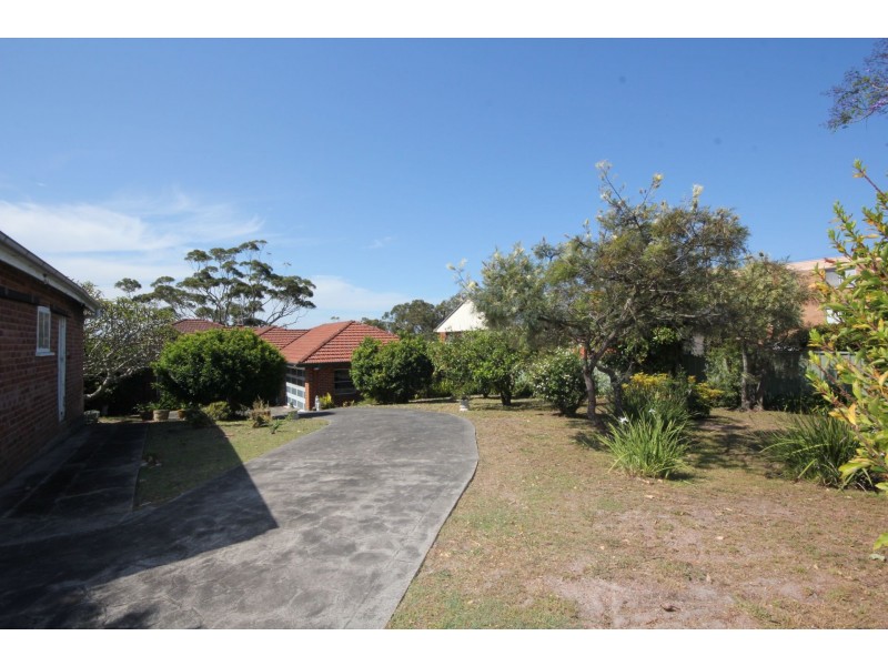 10 Thurlow Avenue, Nelson Bay NSW 2315