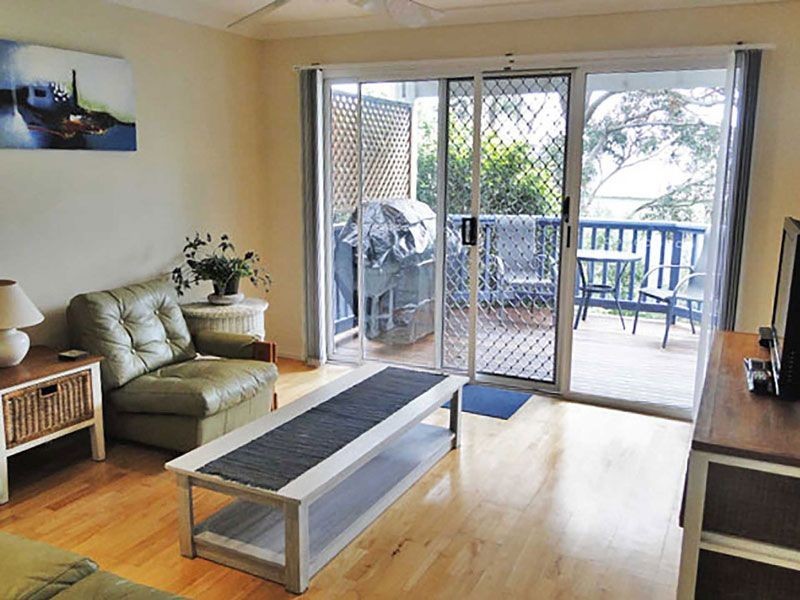 2/11 Grandview Close, Soldiers Point NSW 2317