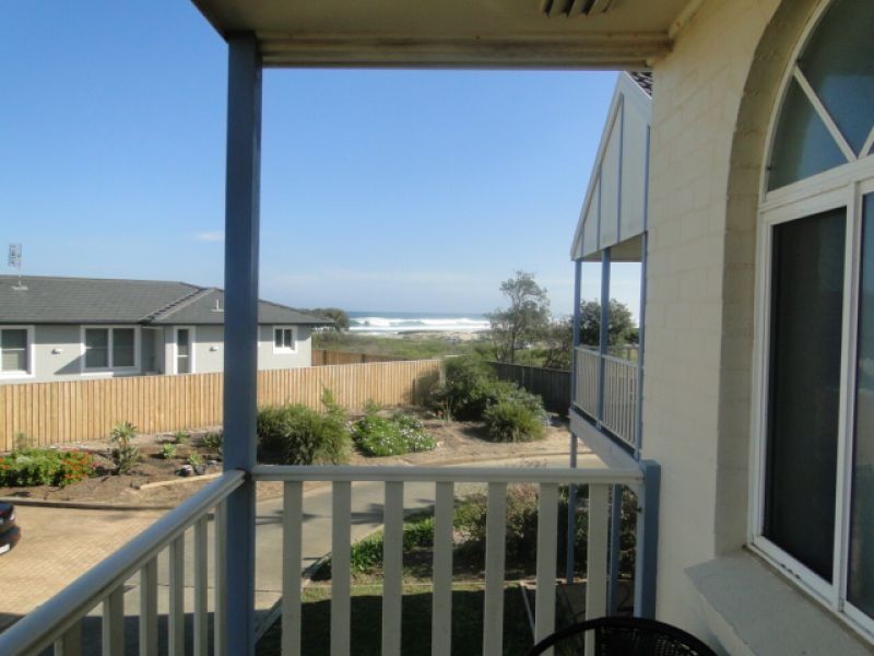 18/23 Robinson Street, Anna Bay NSW 2316