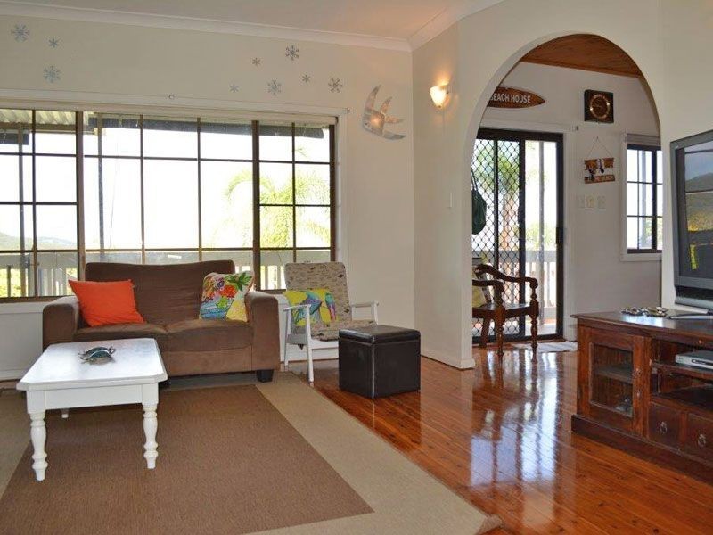 21 Victor Parade, Shoal Bay NSW 2315