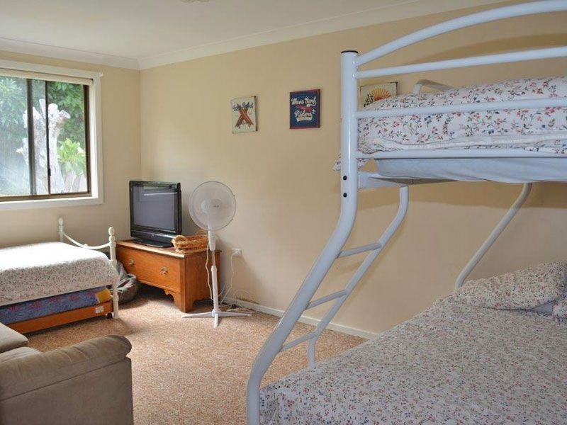 21 Victor Parade, Shoal Bay NSW 2315