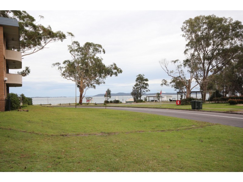 2/8-10 Columbia Close, Nelson Bay NSW 2315