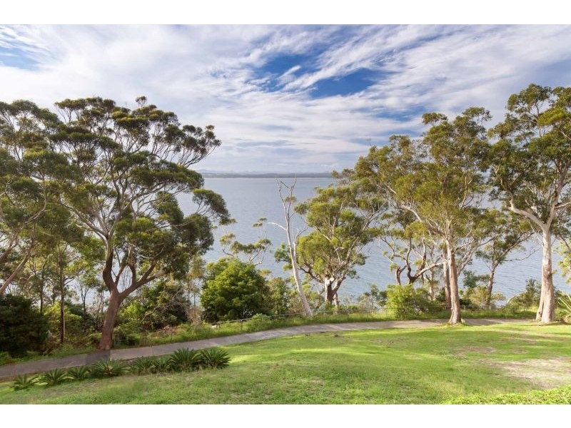 26 Thurlow Avenue, Nelson Bay NSW 2315