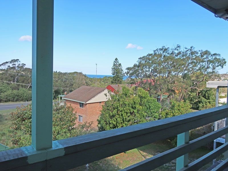 11 Lentara Street, Fingal Bay NSW 2315