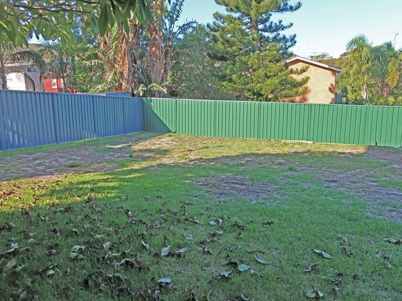 11 Lentara Street, Fingal Bay NSW 2315
