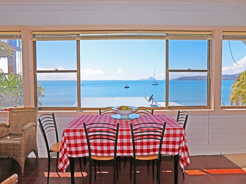 219 Soldiers Point Road, Salamander Bay NSW 2317
