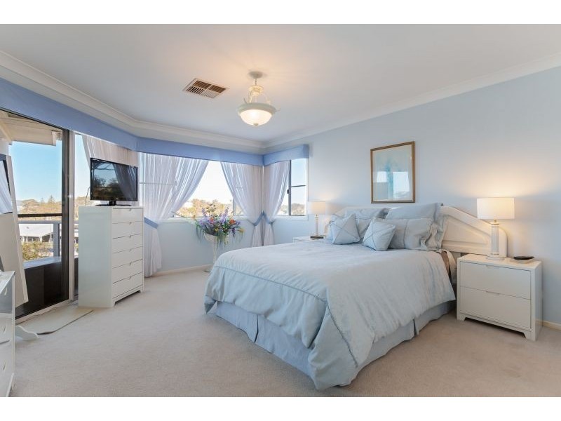 10 Grandview Close, Soldiers Point NSW 2317