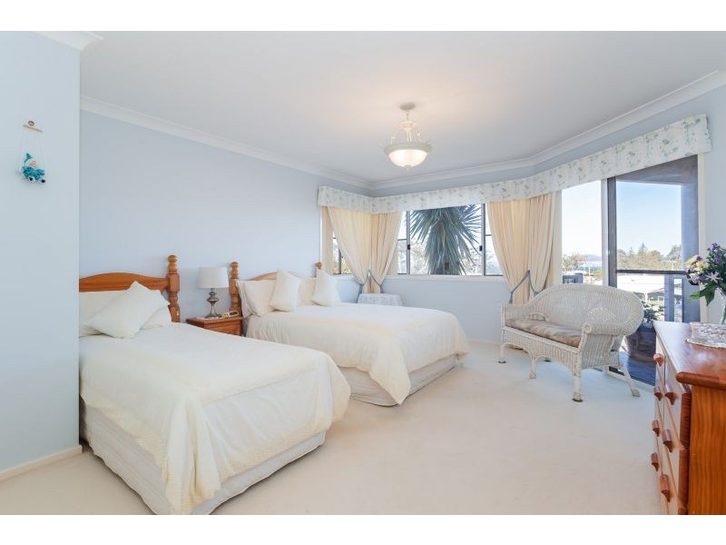 10 Grandview Close, Soldiers Point NSW 2317