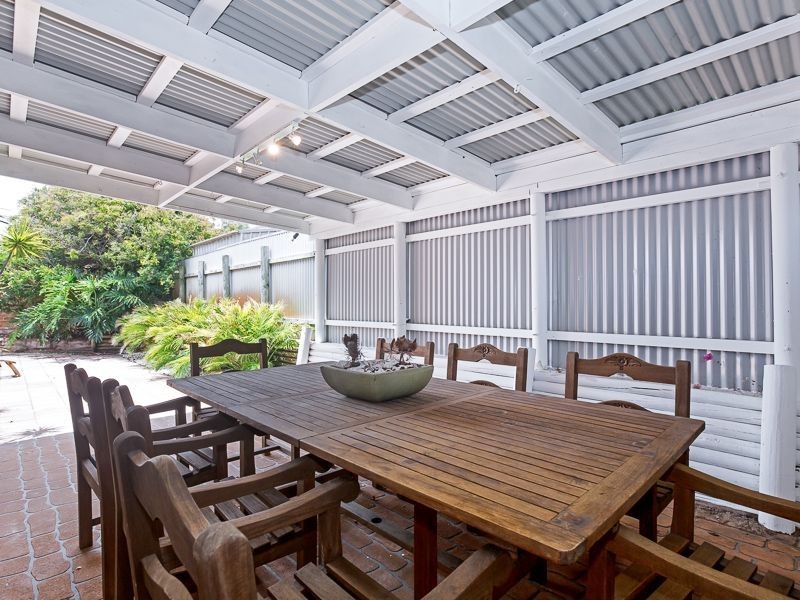 14 Campbell Avenue, Anna Bay NSW 2316