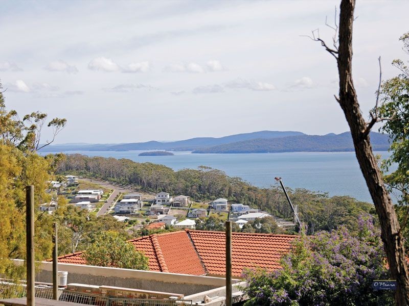 31 Tareebin Road, Nelson Bay NSW 2315