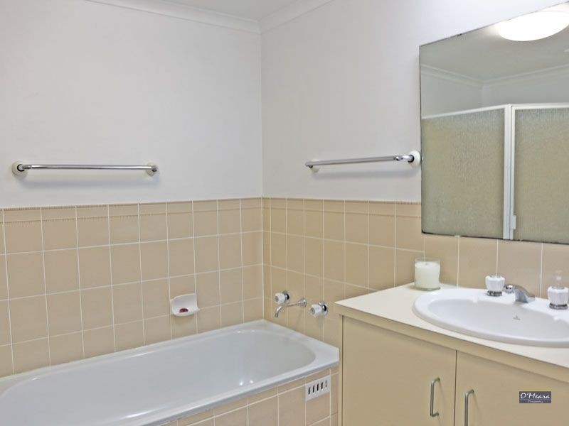 1/4A Intrepid Close, Nelson Bay NSW 2315