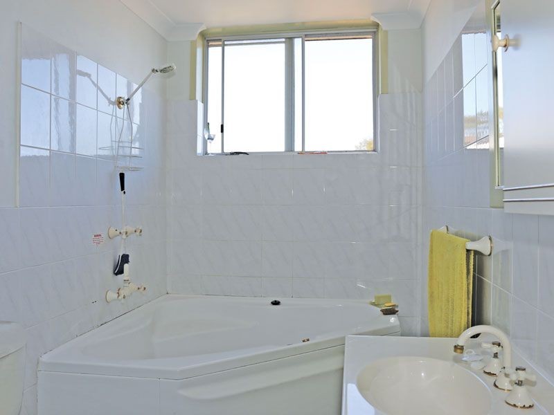 8/13 Soldiers Point Road, Soldiers Point NSW 2317