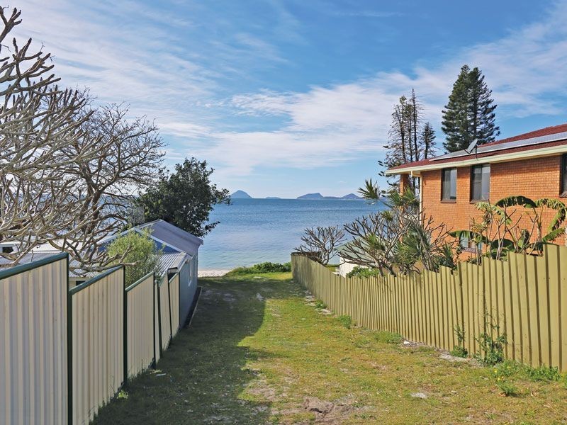 8/13 Soldiers Point Road, Soldiers Point NSW 2317