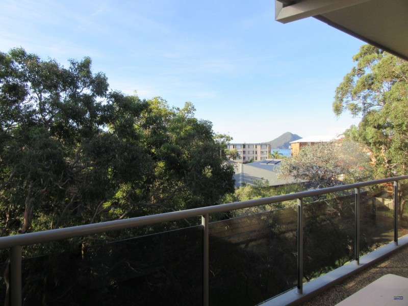 9/11 Catalina Close, Nelson Bay NSW 2315