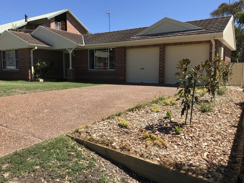 14 Hawkes Way, Boat Harbour NSW 2316