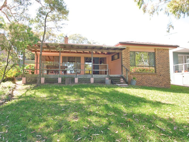 24 Cromarty Road, Soldiers Point NSW 2317