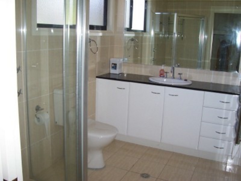 2/11a Christmas Bush Avenue, Nelson Bay NSW 2315